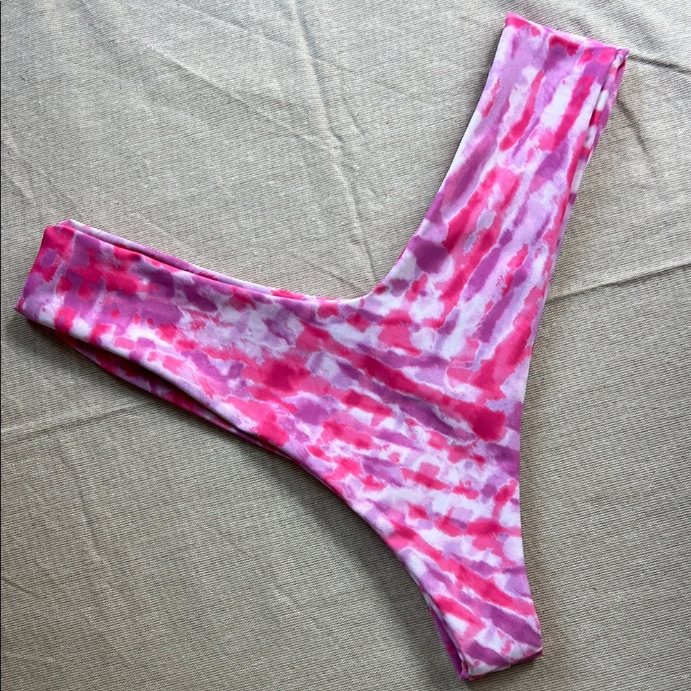 SKATIE Mandi Pink Tie-Dye Bottoms (XL)
